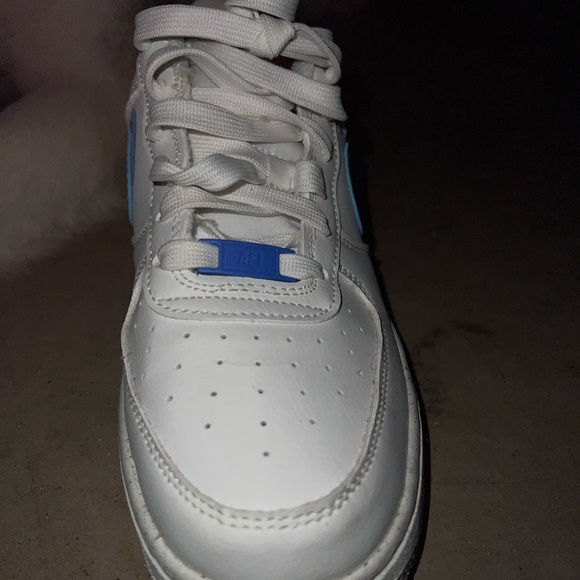 Nike Air Force - Picture 4 of 5